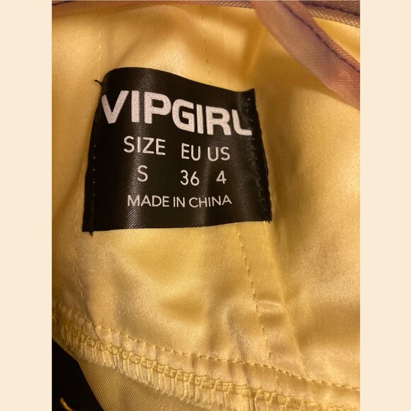 Midsummer night's dream gown, one shoulder sleeve - Picture 9 of 11